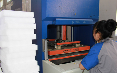 珍珠棉內(nèi)襯-在檢測儀器中的應用